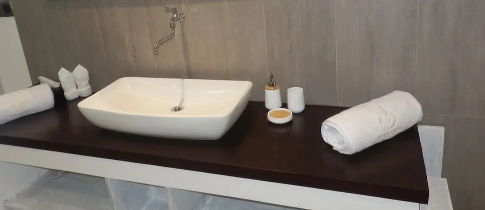 Deluxe Oda, Havuz Manzaralı