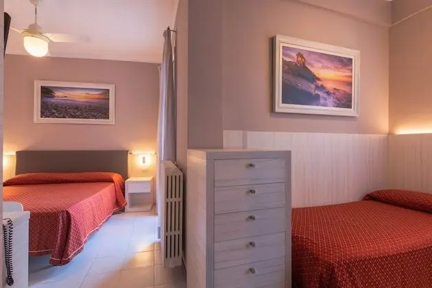 Üç Kişilik Oda, Manzarasız