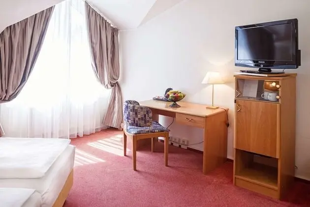 Comfort Oda, 1 En Büyük (King) Boy Yatak, Küvet (1 King Bed)