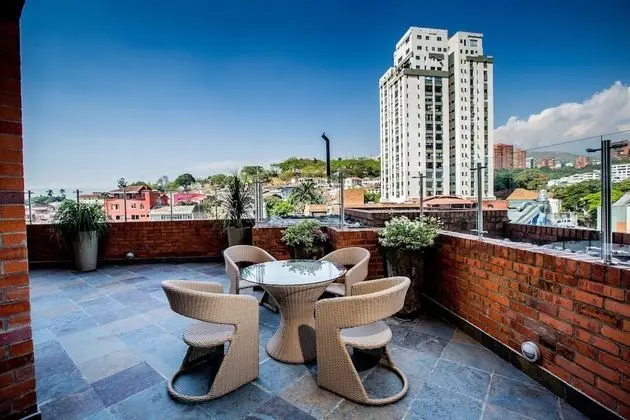 Oda, Balkon