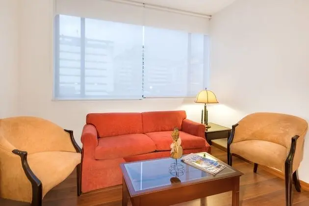 Junior Süit, 1 Büyük (Queen) Boy Yatak ve Çekyat