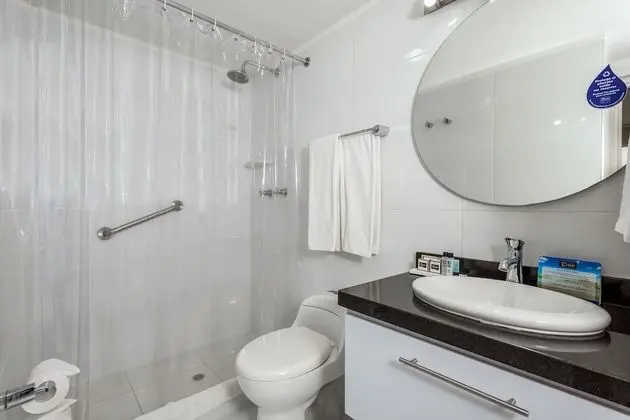 Junior Süit, 1 Büyük (Queen) Boy Yatak ve Çekyat