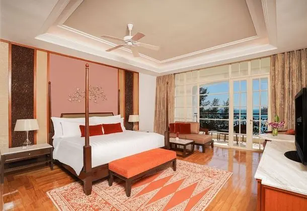 Viceroy Room, Sea View, King Bed