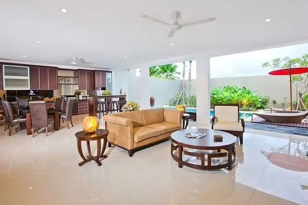 Royal Villa, 5 Yatak Odası, Kişiye Özel Havuzlu, Havuz Manzaralı