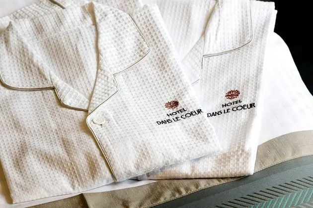 İki Ayrı Yataklı Oda, Sigara İçilmez