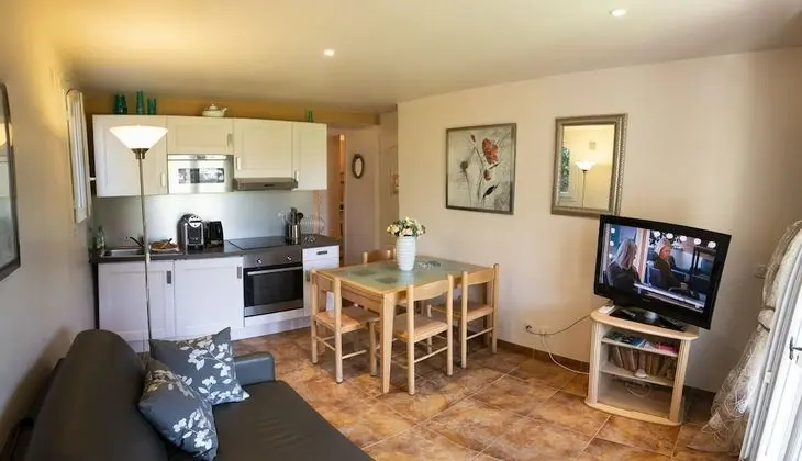 Comfort Süit, Sigara İçilmez, Bahçe Manzaralı