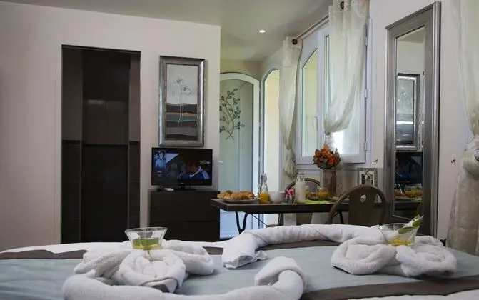 Exclusive Tek Büyük Yataklı Oda, Bahçe Manzaralı