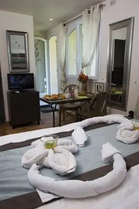 Exclusive Tek Büyük Yataklı Oda, Bahçe Manzaralı
