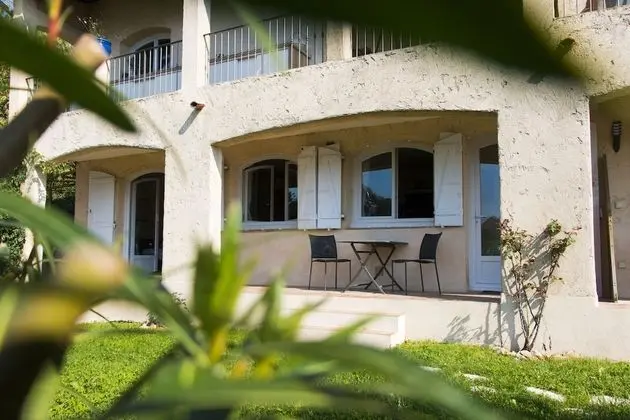 Exclusive Tek Büyük Yataklı Oda, Bahçe Manzaralı