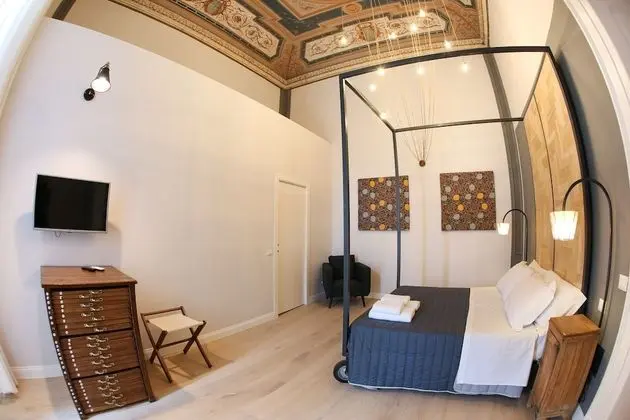 Deluxe Üç Kişilik Oda, Şehir Manzaralı
