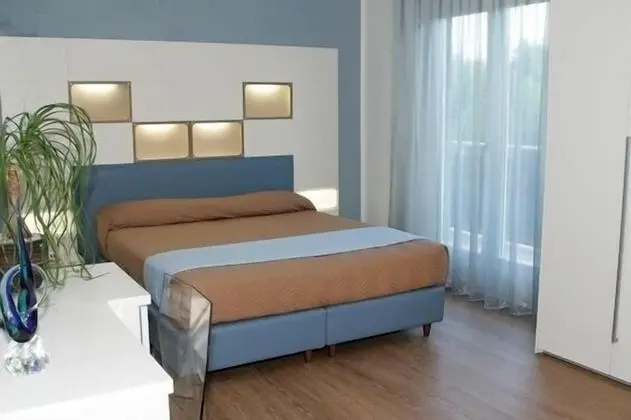 Comfort Tek Büyük veya İki Ayrı Yataklı Oda