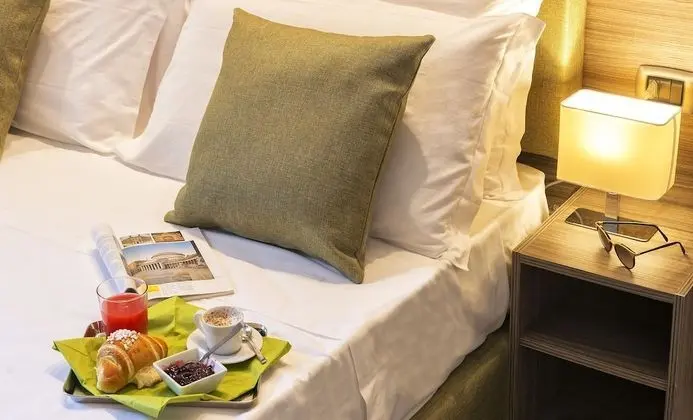 Superior Tek Büyük Yataklı Oda (with Extra Bed)