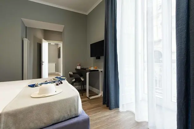 Comfort Tek Büyük Yataklı Oda