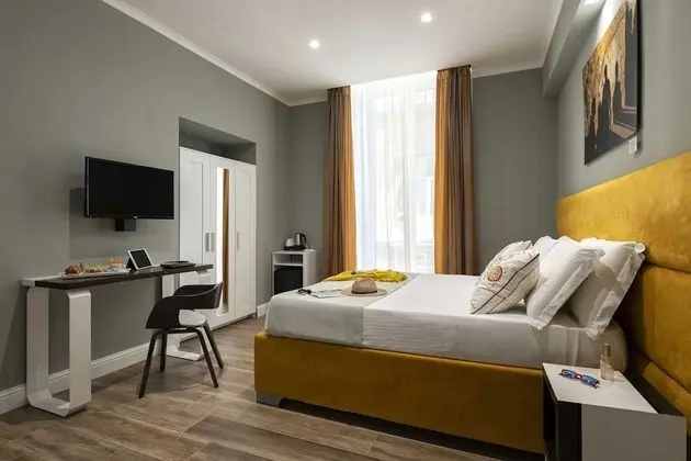 Deluxe Tek Büyük Yataklı Oda