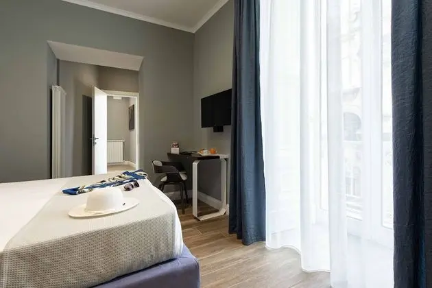 Comfort Tek Büyük Yataklı Oda