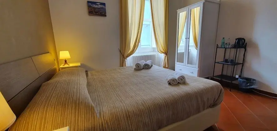 Tek Büyük veya İki Ayrı Yataklı Oda, Özel Banyo (External)