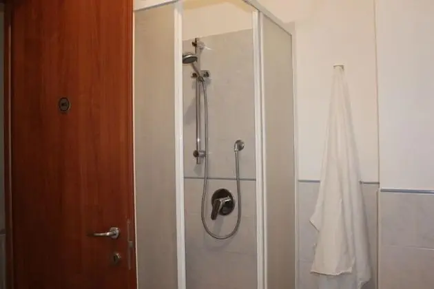 Classic Tek Büyük Yataklı Oda, Ortak Banyo, Şehir Manzaralı (Cattedrale)