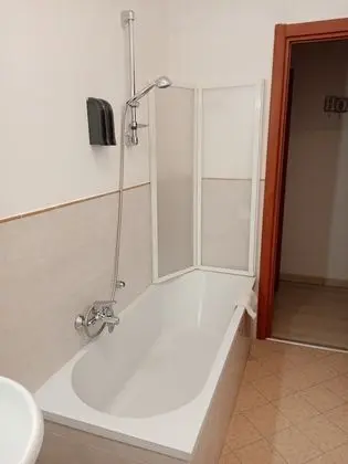 Comfort Tek Büyük Yataklı Oda, Banyolu/Duşlu (Pretoria)
