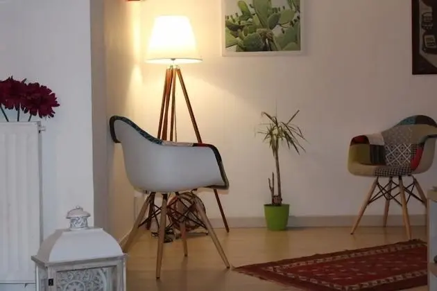 Standard Tek Büyük Yataklı Oda, Ortak Banyo, Şehir Manzaralı (Politeama)