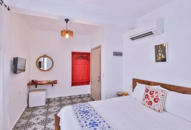 Nakış, Bahçe Manzaralı