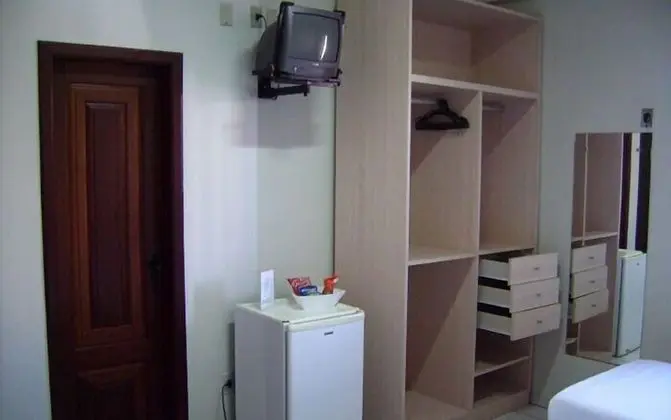 Economy Tek Büyük Yataklı Oda