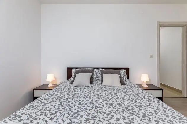 Apart Daire, 2 Yatak Odası, Teras (A1)