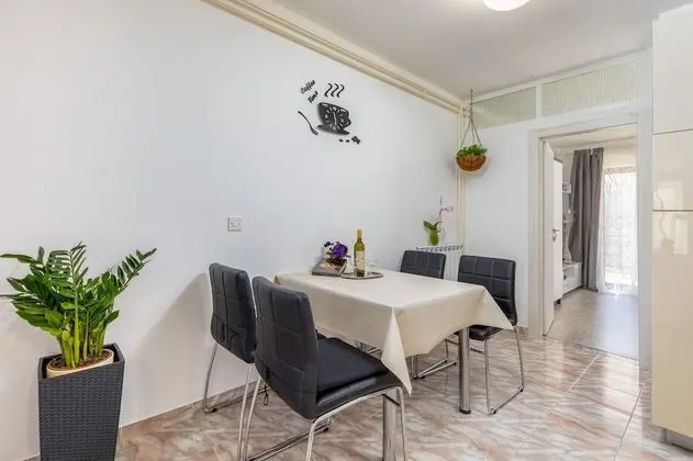 Apart Daire, 2 Yatak Odası, Teras (A2)