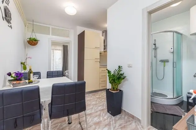 Apart Daire, 2 Yatak Odası, Teras (A2)