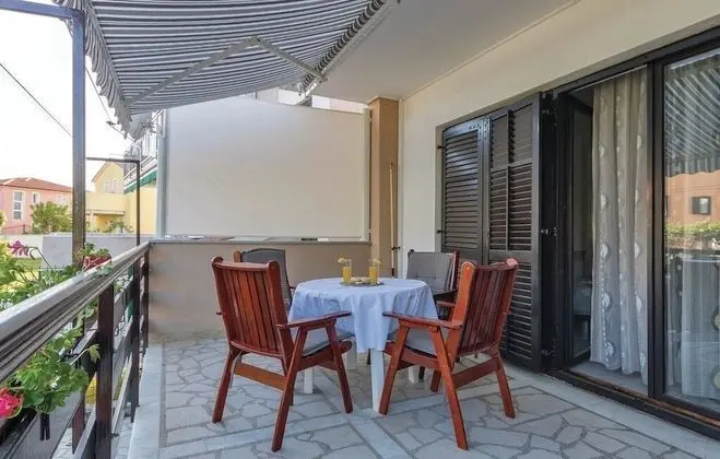 Apart Daire, 2 Yatak Odası, Teras (A2)