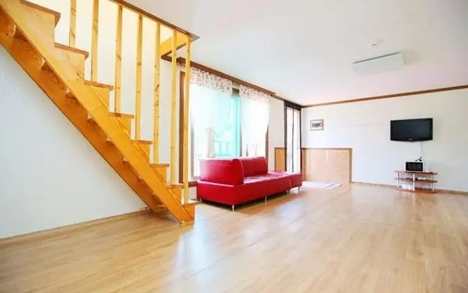 Oda (Second floor of the main building)