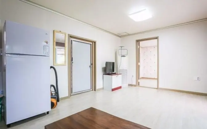 Oda (Unshared House (Unshared House))