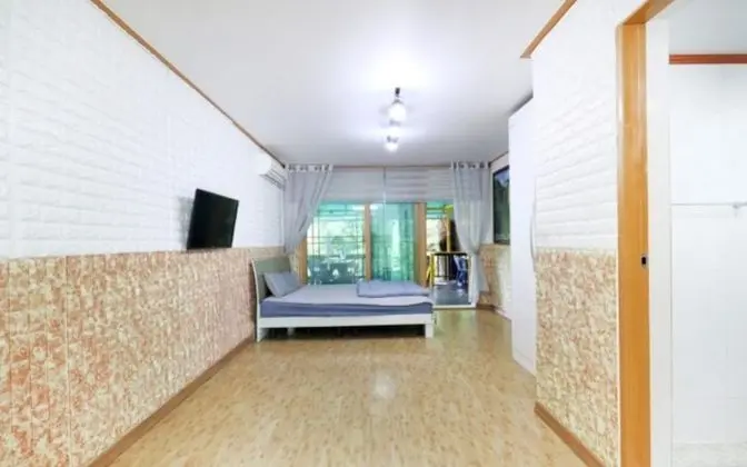 Oda (Room 101 (Couple Room))