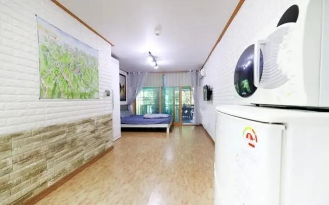 Oda (Room 102 (Couple Room))