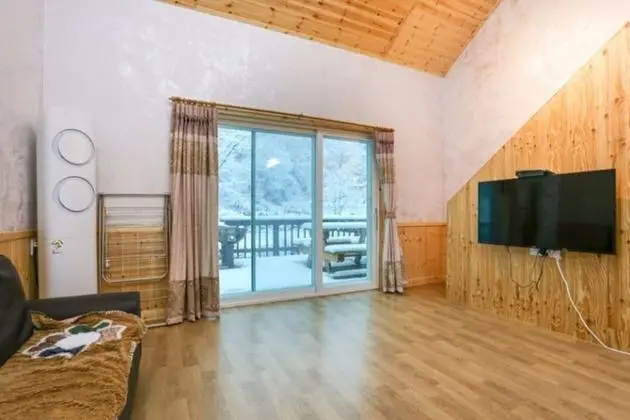 Oda (Purple (duplex))