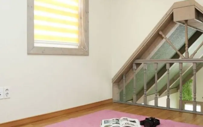 Oda (Room 103 (Ondol Duplex))