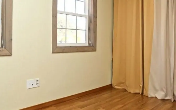 Oda (Room 103 (Ondol Duplex))