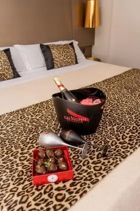 Premium Süit