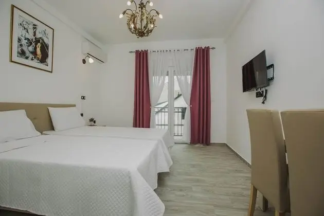 Tek Büyük Yataklı Oda