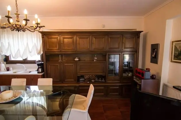 Villa (Daphne)