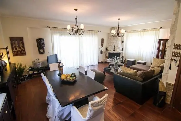 Villa (Daphne)
