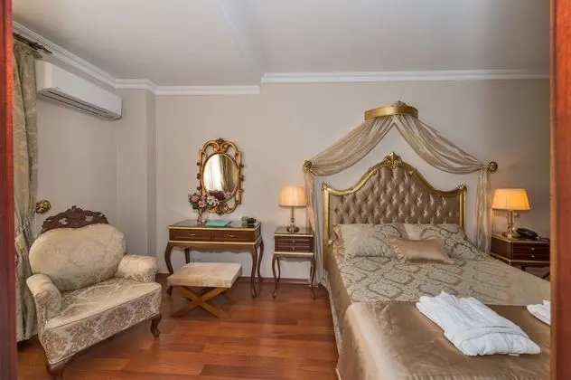 Deluxe Tek Büyük veya İki Ayrı Yataklı Oda, 1 Çift Kişilik veya 2 Tek Kişilik Yatak