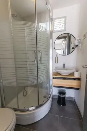 Standard Tek Kişilik Oda, 1 Tek Kişilik Yatak, Bahçe Manzaralı, Denize Bakan