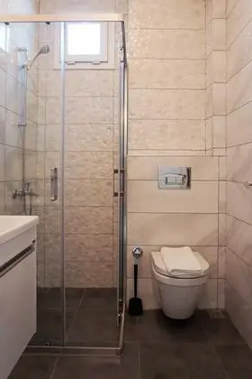 2+1 Daire (450m ileride), Bahçe Manzaralı, Balkonlu