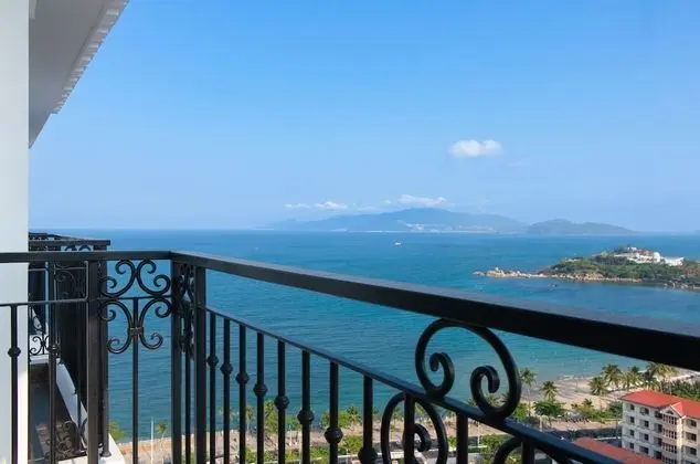 Stüdyo, Okyanus Manzaralı