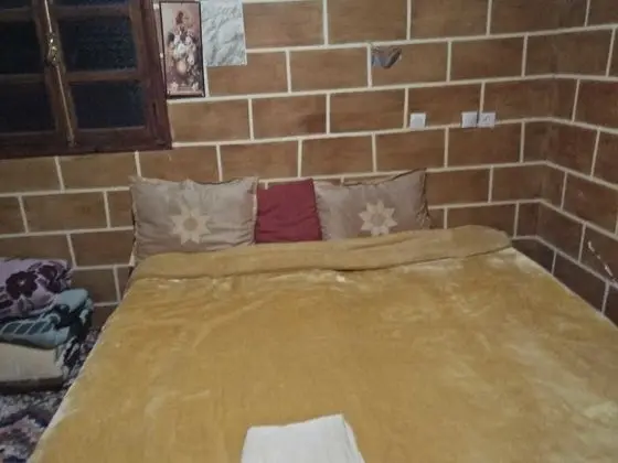 Tek Büyük veya İki Ayrı Yataklı Oda, 1 Çift Kişilik veya 2 Tek Kişilik Yatak ((Adrar / Adouz))