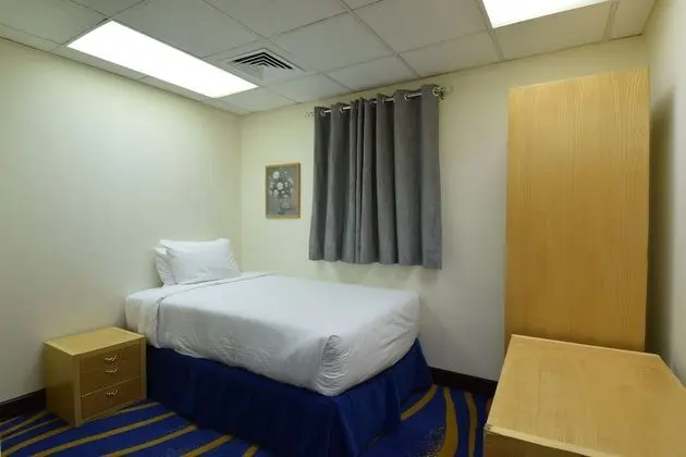 Presidential 3-Bedrooms Suite with Haram View