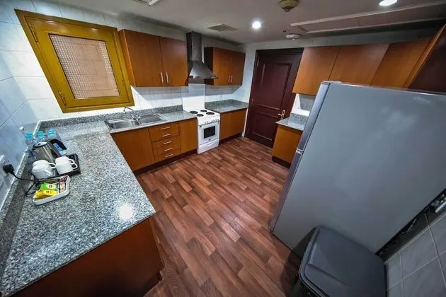 Presidential 3-Bedrooms Suite with Haram View