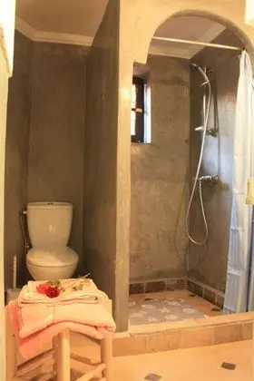 Standard Tek Büyük Yataklı Oda, Özel Banyo (Fatima)