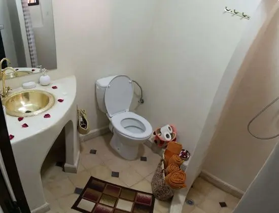 Standard Tek Büyük Yataklı Oda, Özel Banyo (Narjiss)