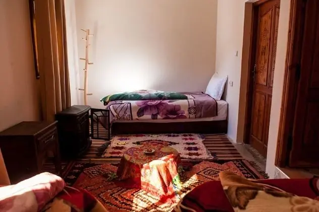 Economy Üç Kişilik Oda, Sigara İçilmez